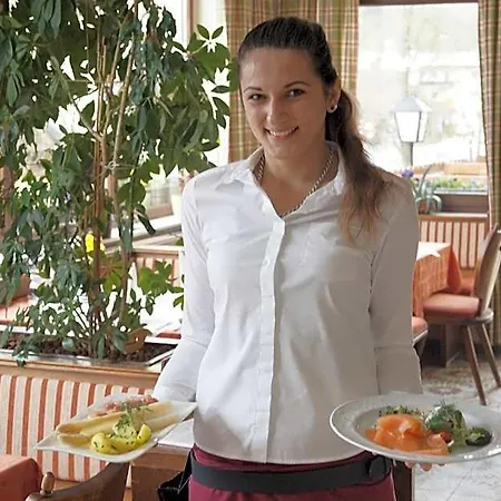 Hotell Belvedere 3*