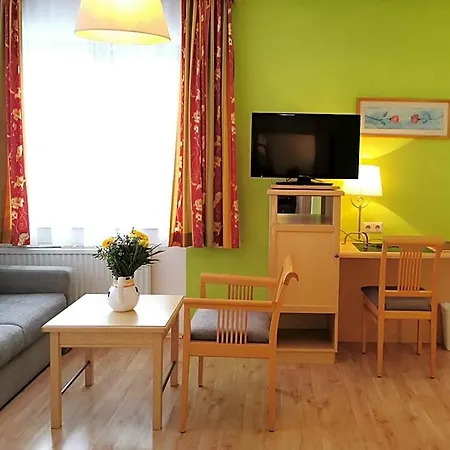 Belvedere Szálloda 3*