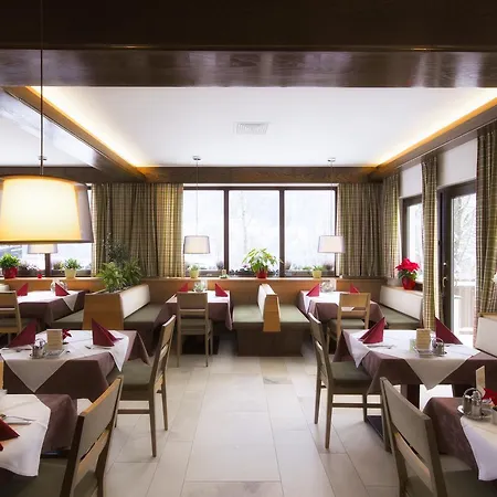 Belvedere Hotel 3*